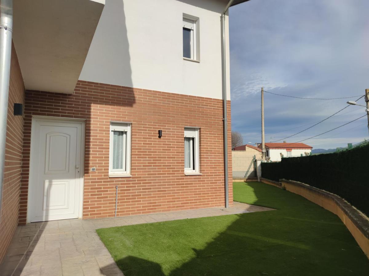 Chalet Con Amplio Jardin Casalarreina Bagian luar foto